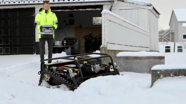 Lanserer fjernstyrte beltebrøytere